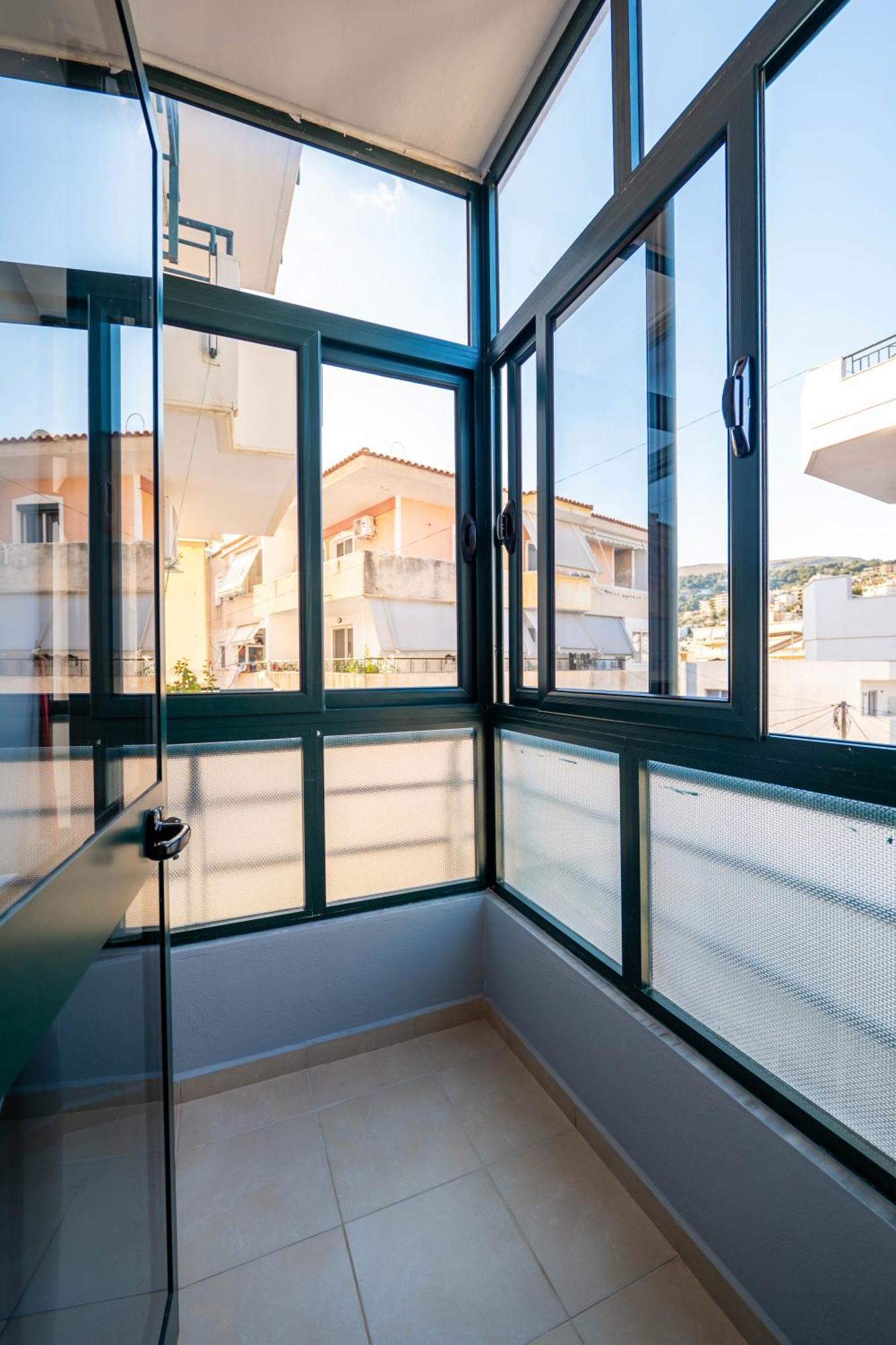 Emiljano Leilighet Sarandë